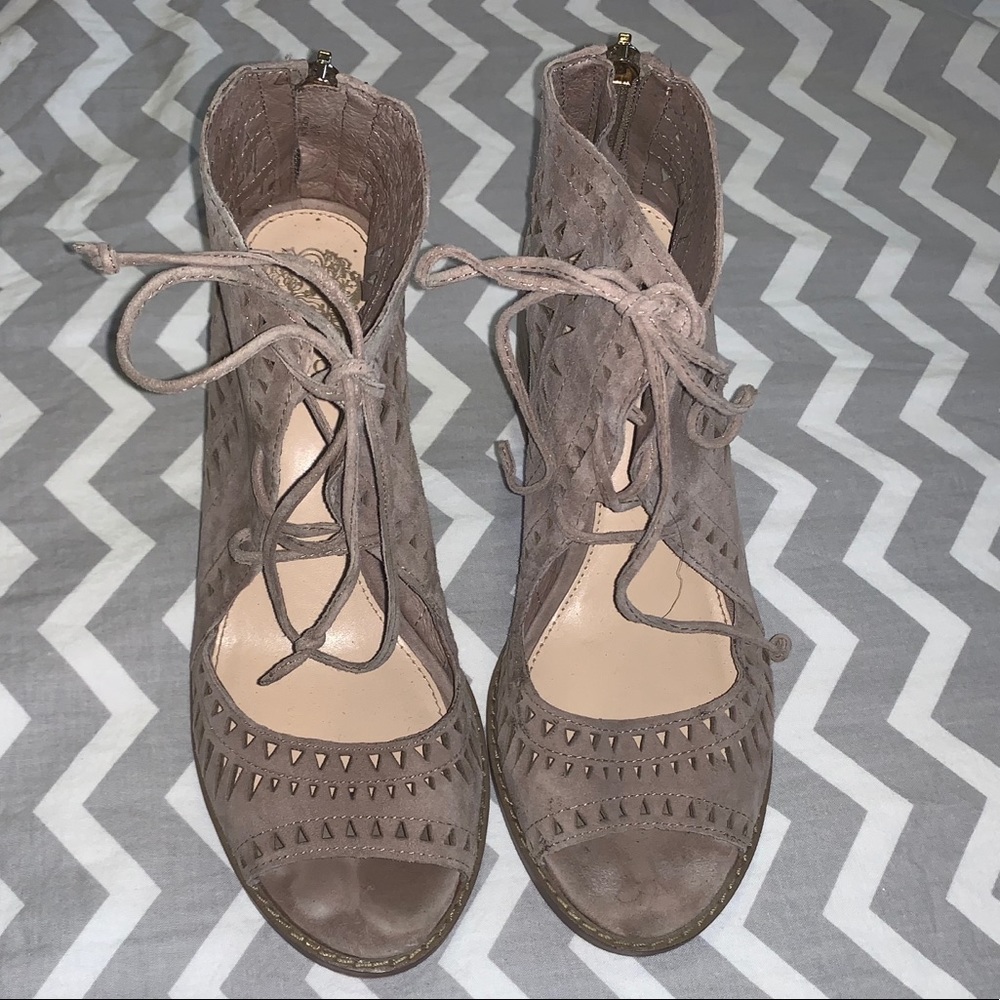 Vince Camuto Shoes